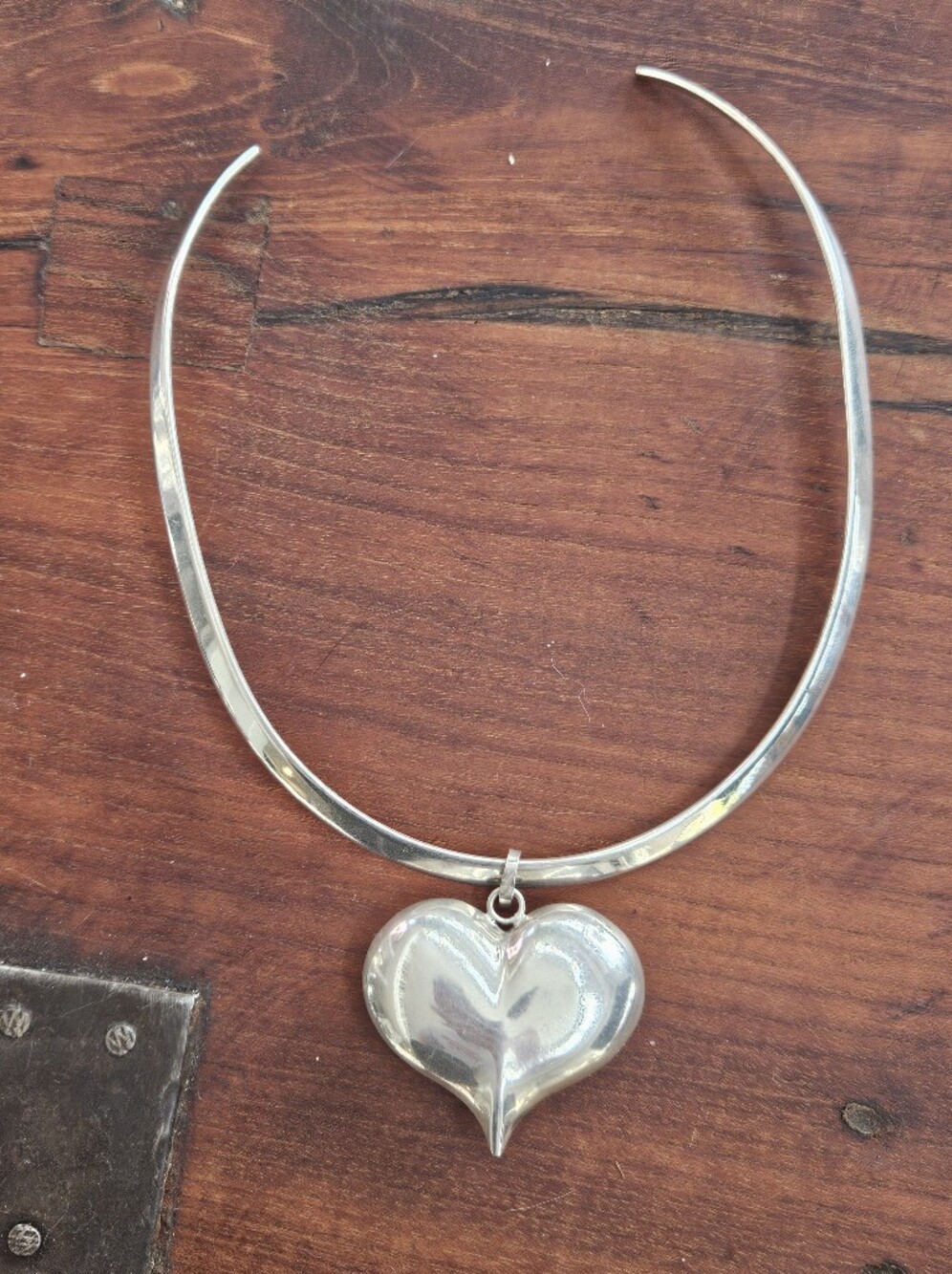 Vintage Taxco Sterling Silver Puffy Heart Pendant Collar Torque Necklace